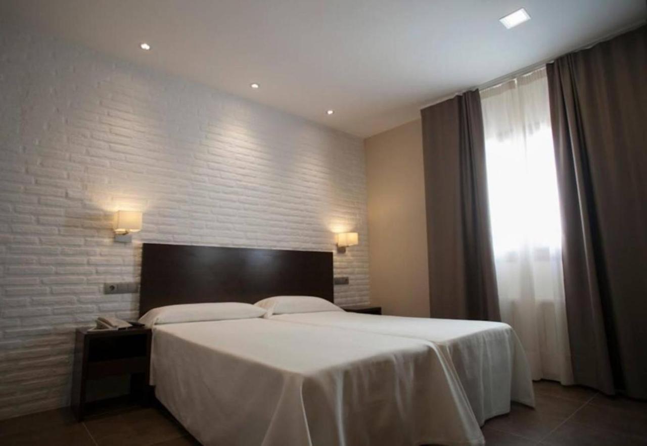 Hotel Restaurante El Corte Casabermeja Exteriör bild